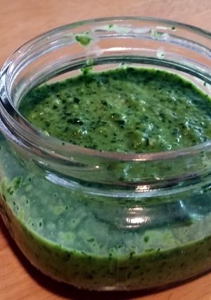 A picture of Aji Verde Sauce.