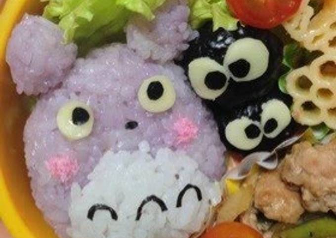 https://img-global.cpcdn.com/recipes/5094825188655104/680x482cq70/totoro-character-bento-recipe-main-photo.jpg