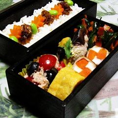 The Flavors of the Seto Inland Sea - Mackerel with Miso-Mayo in a Bento Box A picture of The Flavors of the Seto Inland Sea - Mackerel with Miso-Mayo in a Bento Box.