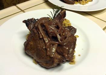 Easiest Way to Recipe Yummy Braised Venison in Red Wine