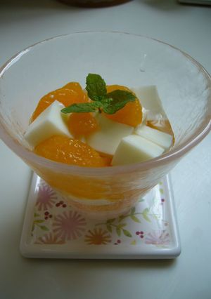 A picture of A Great Dessert For Bentos! Wobbly Milk Jelly.