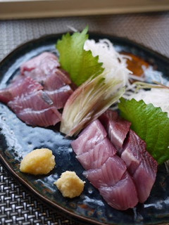A picture of Preparing Frigate Mackerel (Katsuo).