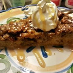 A picture of pumpkin pecan caramel tart.
