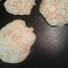 A picture of Fried Coconutbread.