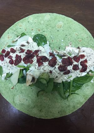 A picture of Pappy's Parmesan Veggie Wrap.