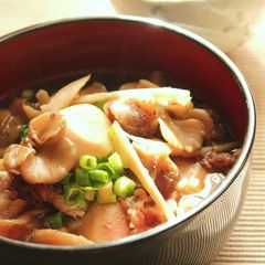 A picture of Yamagata-Style Stewed Taro Root.