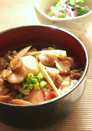 A picture of Yamagata-Style Stewed Taro Root.