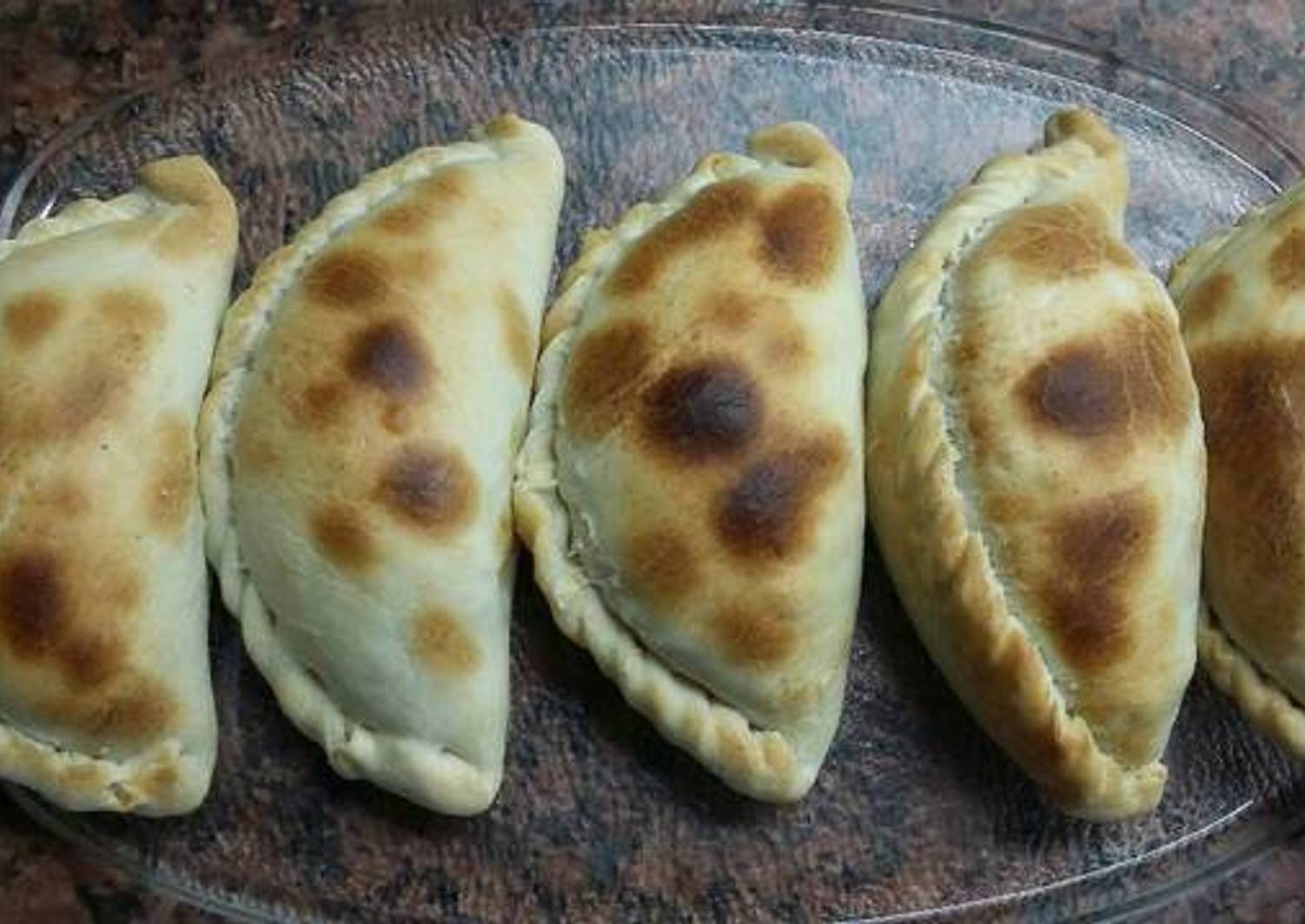 Empanadas de carne muy jugosas y sabrosas, con un toque salteño Receta