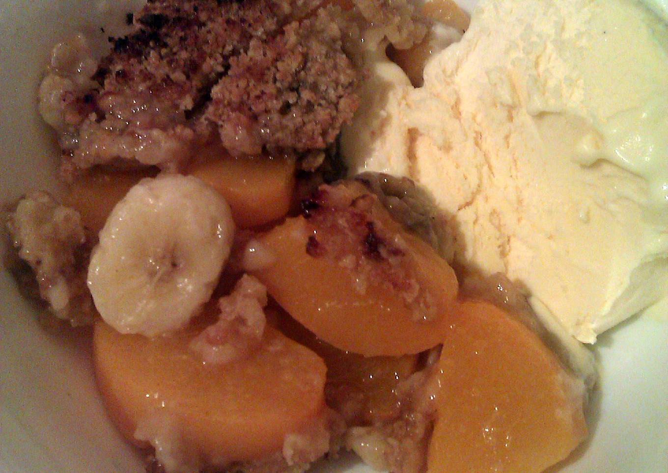 Vickys Easy Banana & Peach Crumble, GF DF EF SF NF