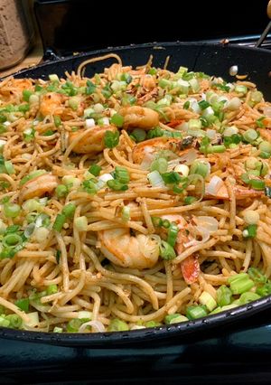 A picture of Noodles with Shrimp and Lemon.