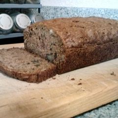 A picture of zucchini bread.