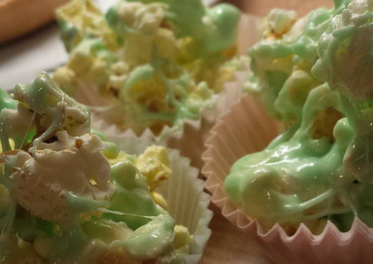 Recipe: Tasty Popcorn Peeps