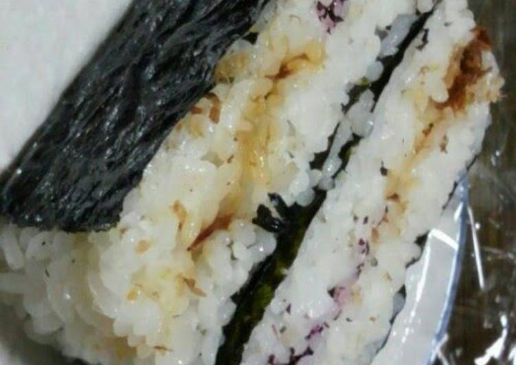 Steps to Prepare Homemade Onigiri Sandwiches