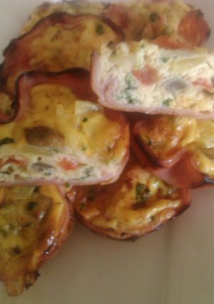 A picture of Heidi's Omelette Egg and Ham Cups.