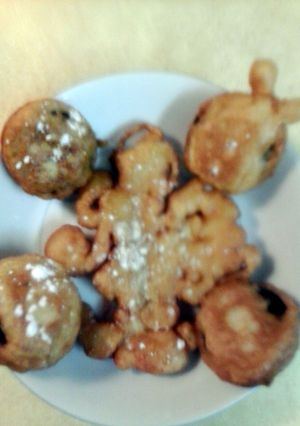 A picture of JD's Deep Fried OREO.