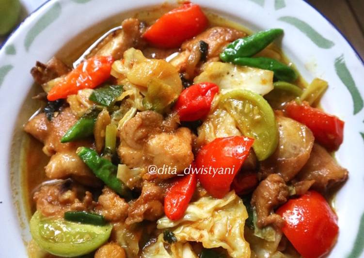 TONGSENG AYAM
PEDAS (π€€π)