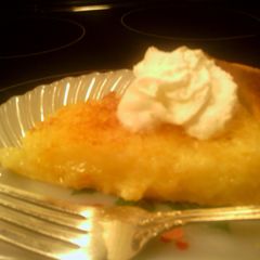 A picture of sunshine's moms pineapple chess pie.