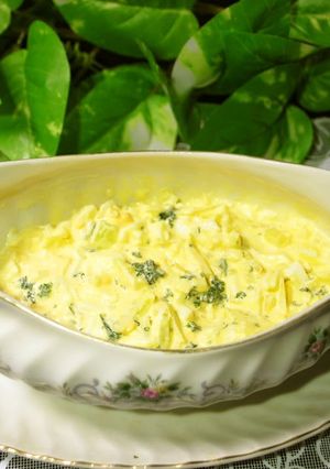 A picture of Easy Tartar Sauce.