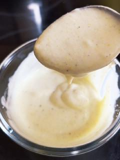 Una foto de Mayonesa de Yogurt Griego, sin aceite (Súper Saludable)