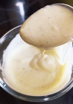 Una foto de Mayonesa de Yogurt Griego, sin aceite (Súper Saludable)