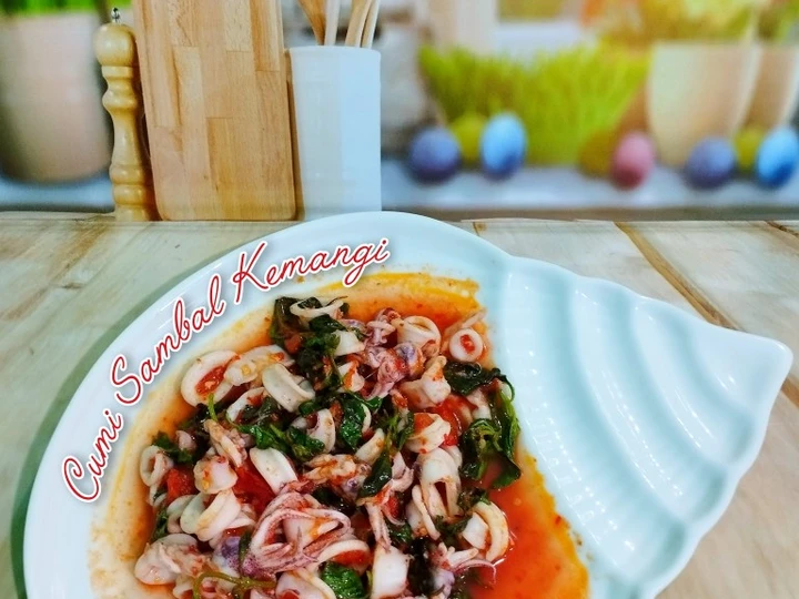 Langkah Mudah untuk Membikin Resep Cumi Sambal Kemangi 👩🏻‍🍳 yang Enak Banget Anti Ribet, Mantap Sekali