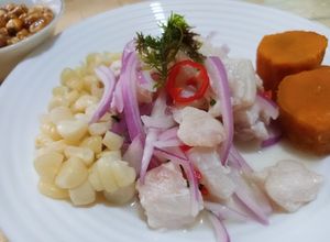 Una foto de Ceviche de Lenguado 🇵🇪