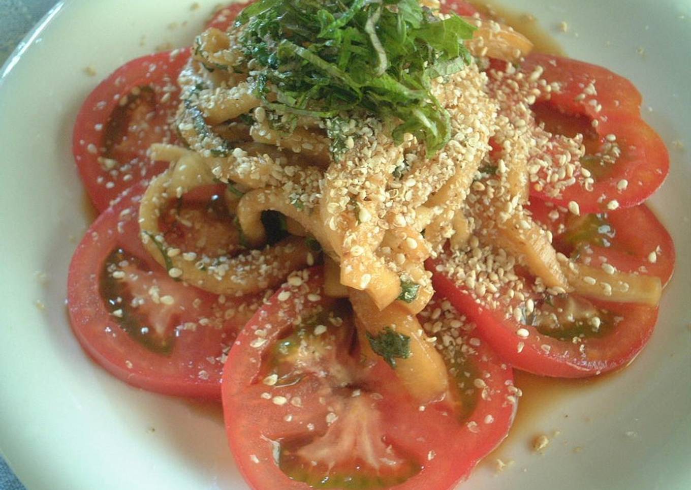Light salad with fresh tomatoes and radish
