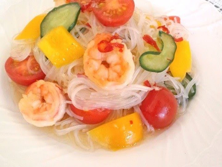 Simple Way Make Recipe Asian-style Salad with Cellophane Noodles and Shrimp that is  Makes Drooling, Can Spoil the Tongue}