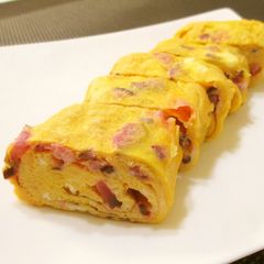 A picture of For Bentos! Spring-Colored Tamagoyaki using Shibazuke Pickles.