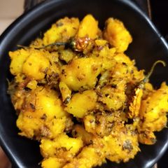 A picture of Chatpate jeera aloo.