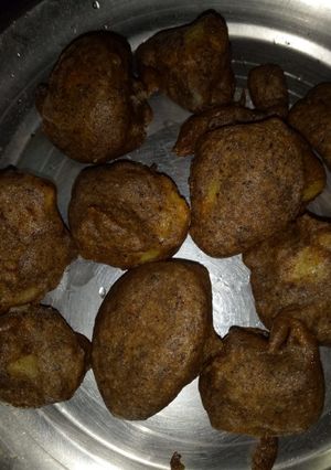 A picture of Kuttu ke aate ke pakode.