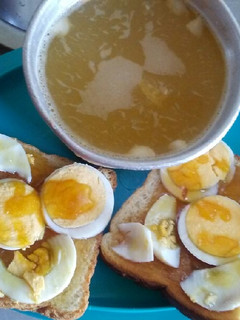 Una foto de Rico desayuno..