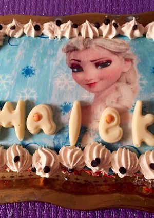 صورة لوصفة كيكة عيد ميلاد ذوق كراميل