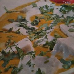 A picture of Shahi Paneer curry.
