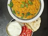 દાલ લહસુની તડકા ખીચડી (Dal Lasooni Tadka Khichdi Recipe In Gujarati)
