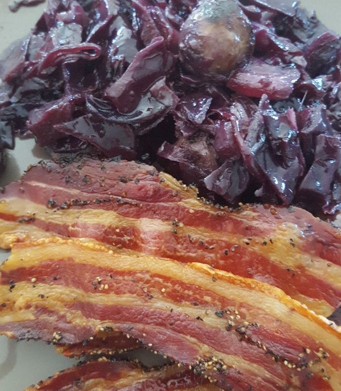 Une photo de Potée de chou rouge à la saucisse de Toulouse