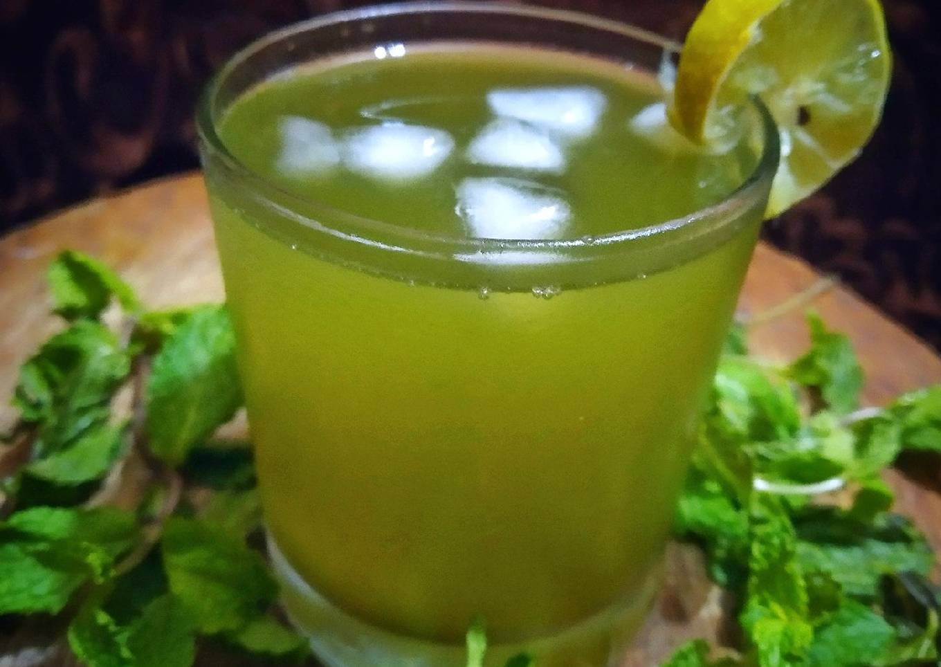 Mint lemonade