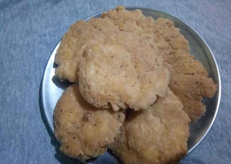 Recipe: Eating on a Dime Masala mathri