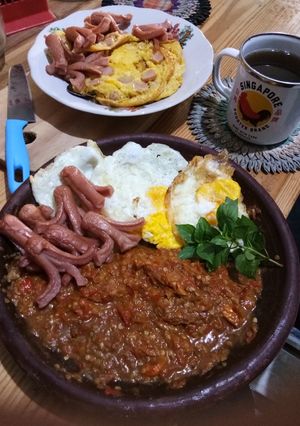 Foto resep Penyet sosis telur sederhana