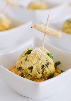 Foto principal de Albóndigas de Pavo con Espinacas en salsa de Calabaza