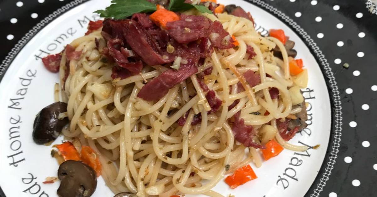 141 resep  spaghetti  aglio  olio  smoked beef  enak dan 