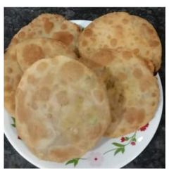 Matar kachori A picture of Matar kachori.