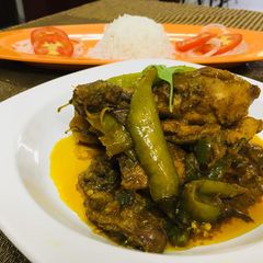 A picture of 3 Pepper Chicken.