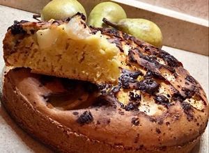 Foto di Torta soffice Pere, Cioccolato & Rum🥧🍫🥃🍐