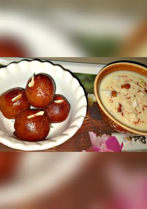 A picture of Gulab Jamun With Rabri.