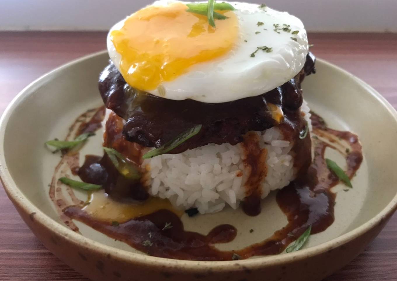 Beef Pettie Loco Moco