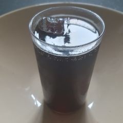 A picture of Rum and Coke.