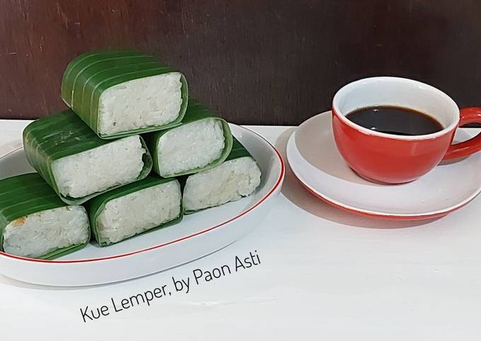 Cara membuat Kue Lemper Isi Abon Cara membuat Kue Lemper Isi Abon