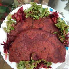 A picture of Beetroot paratha.