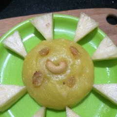 A picture of Pineapple Kesari Bath.